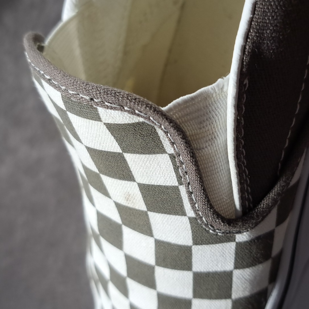 Vans Checkerboard Slip-On Sneakers in White and Gray - Picture 15 of 16